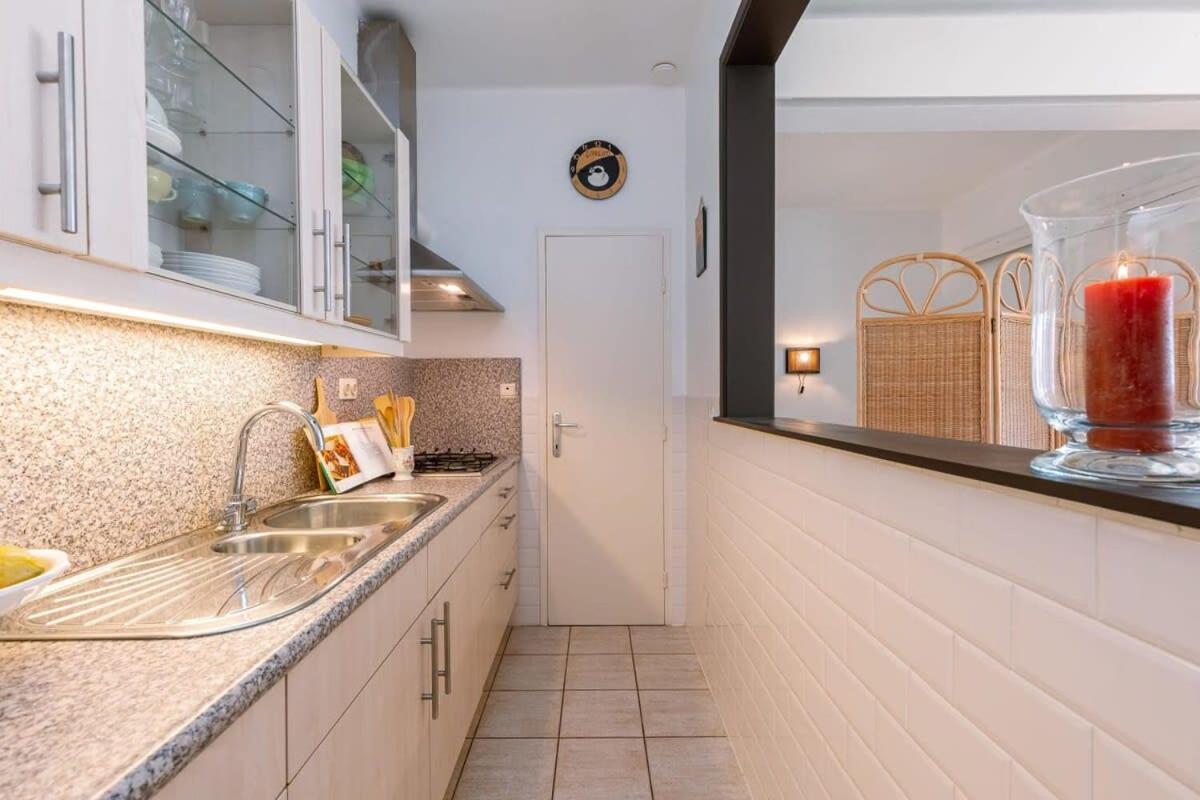Huswell - Beautiful And Spacious Studio With Side Seaview Кнокке-Хейст Экстерьер фото